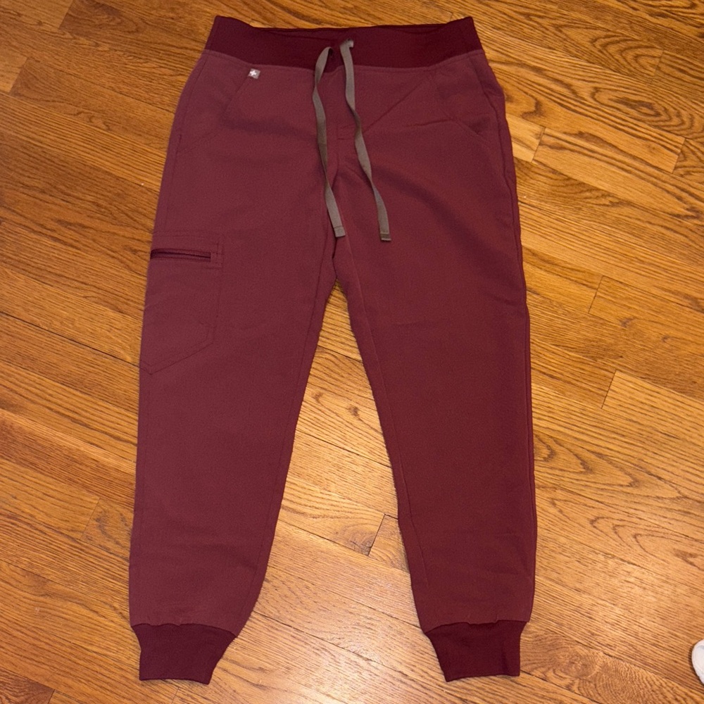 Light Pink/Burgundy Jogger Scrub Pants